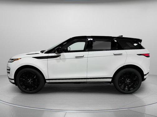 2026 Land Rover Range Rover Evoque Dynamic SE
