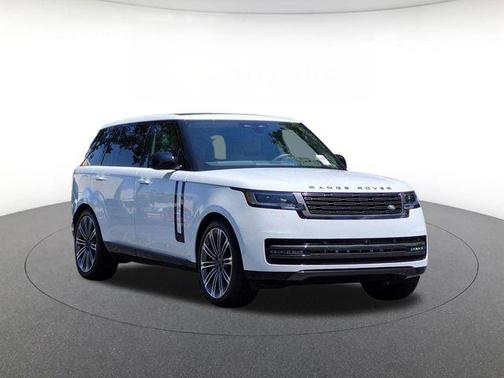 Fuji White 2026 Land Rover Range Rover P530 SE 7 Seat