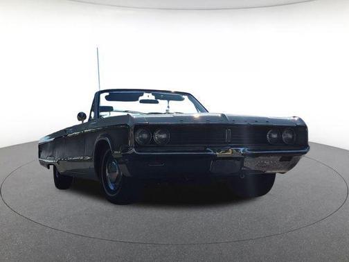 Antique White 1968 Chrysler Newport Custom
