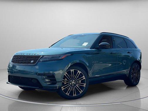 Giola Green Metallic 2026 Land Rover Range Rover Velar P250 SE R-Dynamic