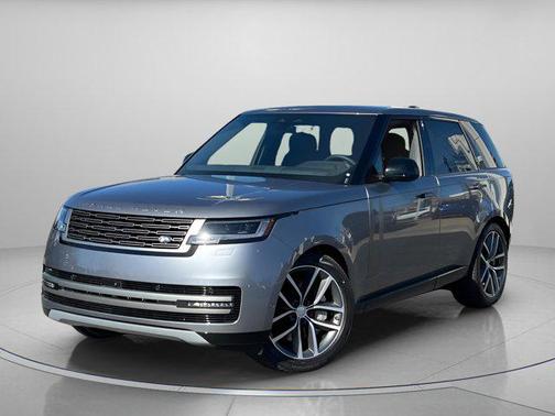 2025 Land Rover Range Rover P530 SE