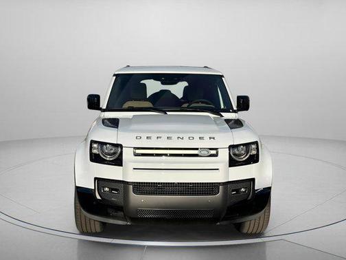 2025 Land Rover Defender 110 P400 X-Dynamic SE