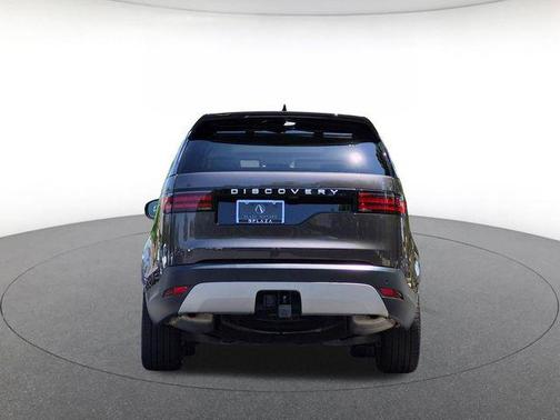 Charente Grey Premium Metallic 2025 Land Rover Discovery P300 S