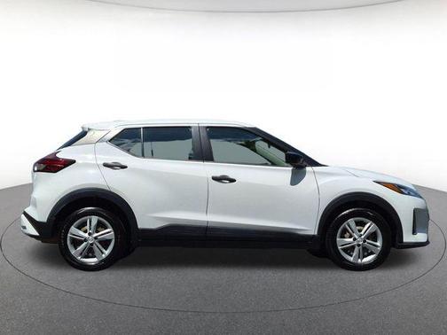 Fresh Powder 2023 Nissan Kicks S