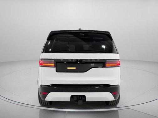 2026 Land Rover Discovery Dynamic SE