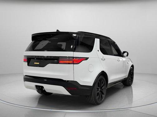 2026 Land Rover Discovery Dynamic SE