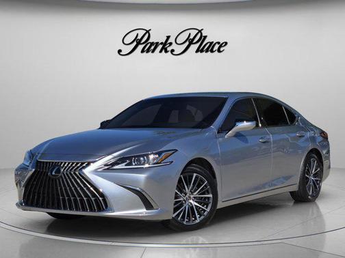 Iridium 2025 Lexus ES 300h Premium