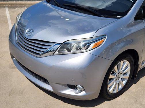 2017 Toyota Sienna Limited