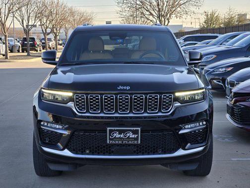 2022 Jeep Grand Cherokee Summit