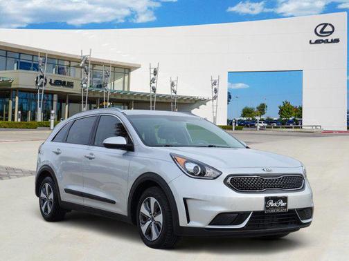 2017 Kia Niro LX