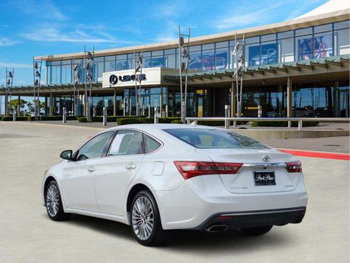2017 Toyota Avalon Limited