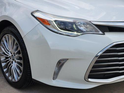 2017 Toyota Avalon Limited