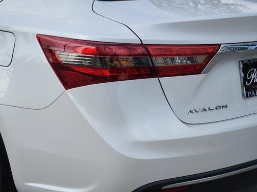 2017 Toyota Avalon Limited