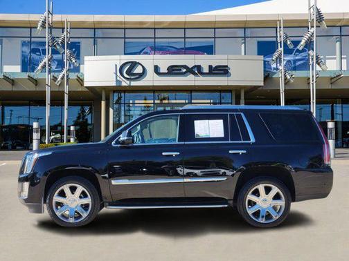 2018 Cadillac Escalade Luxury