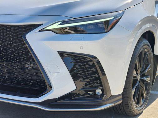 2026 Lexus NX 450h+ NX 450h+ F SPORT Handling