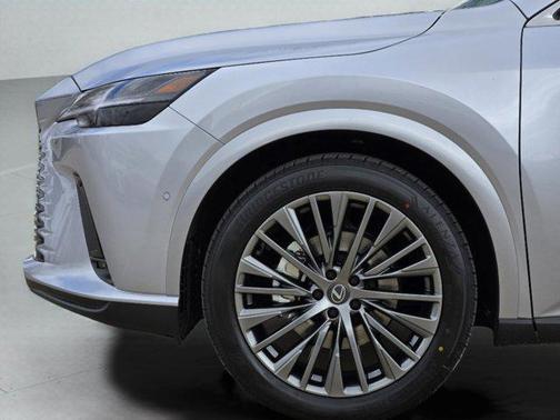 Iridium 2026 Lexus RX 450h+ Base