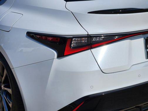 2022 Lexus IS 350 Base