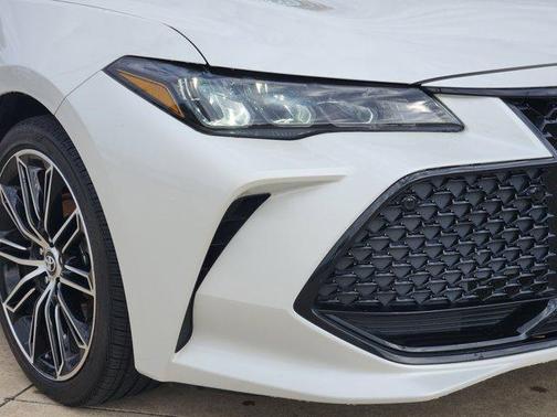 2020 Toyota Avalon XSE