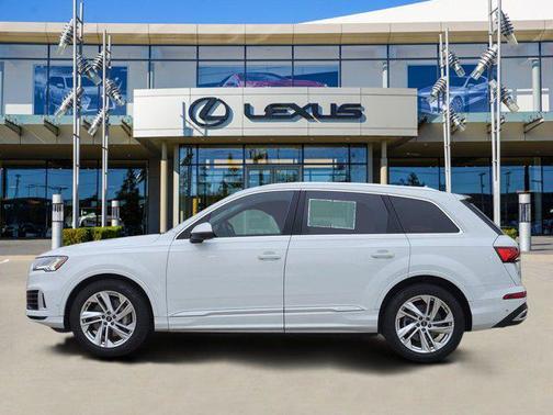 2021 Audi Q7 55 Prestige