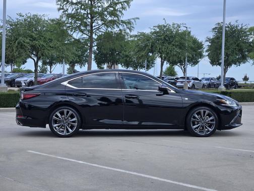 Obsidian 2021 Lexus ES 350 F Sport