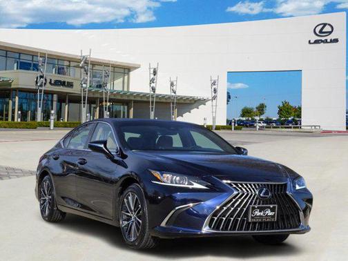 2025 Lexus ES 300h Premium