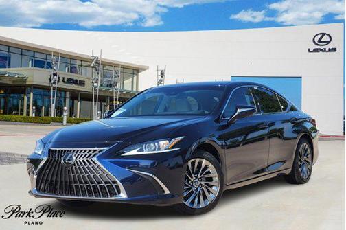 2025 Lexus ES 300h Luxury