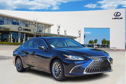 2025 Lexus ES 300h Luxury