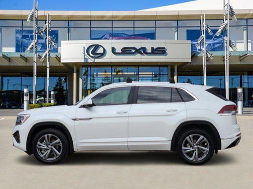 2024 Volkswagen Atlas Cross Sport 2.0T SEL