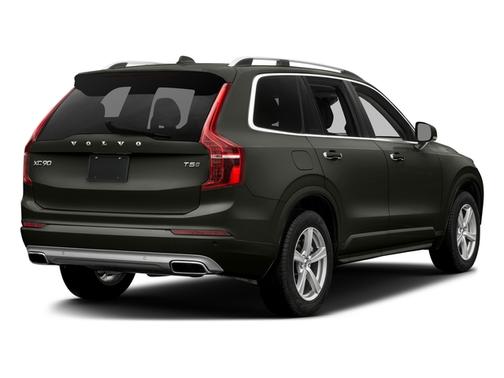 2017 Volvo XC90 T6 Momentum