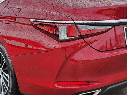 2025 Lexus ES 350 Premium