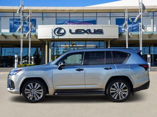 2025 Lexus LX 600 Luxury