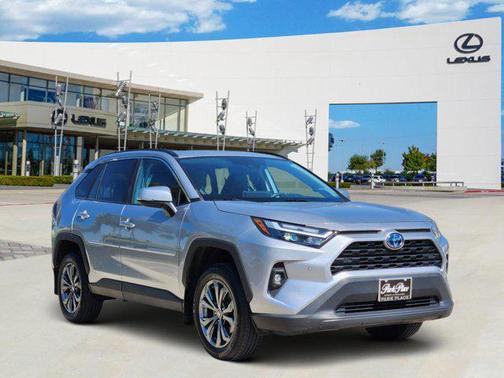 2022 Toyota RAV4 Hybrid XLE Premium