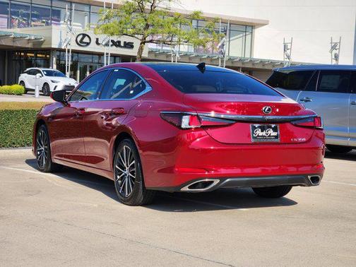 2025 Lexus ES 350 Base