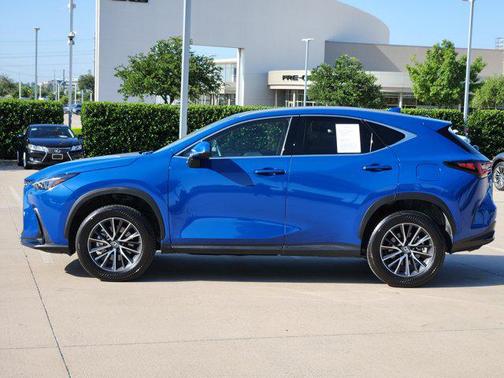 2025 Lexus NX 250 Premium