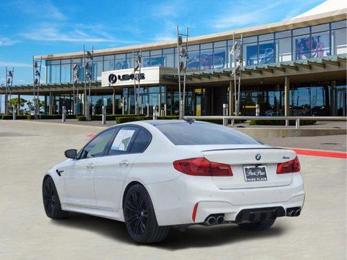 2018 BMW M5 Base