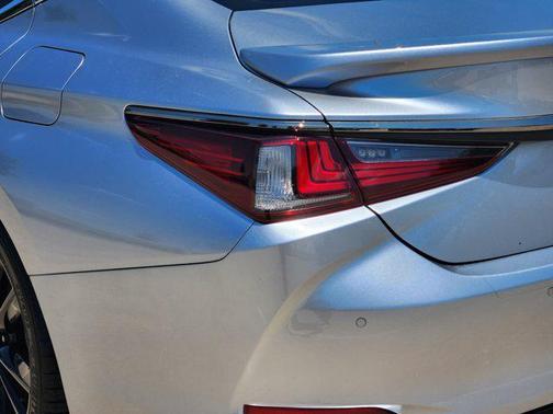 2022 Lexus ES 350 F Sport