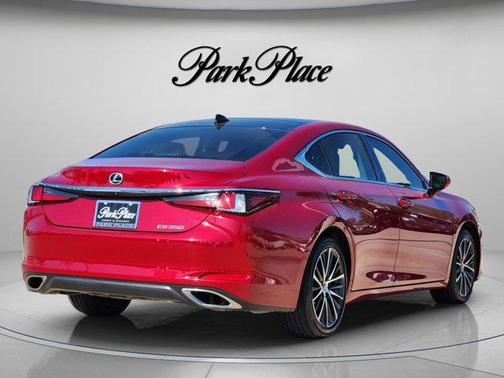 Matador Red Mica 2025 Lexus ES 350 Premium
