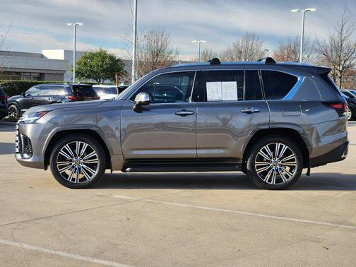 2023 Lexus LX 600 Luxury