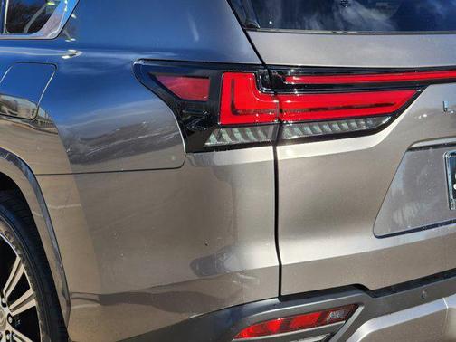 2023 Lexus LX 600 Luxury