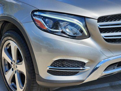 2019 Mercedes-Benz GLC 300 Base