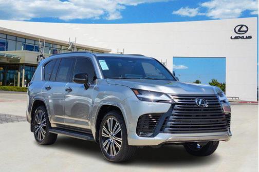 2025 Lexus LX 700h Luxury