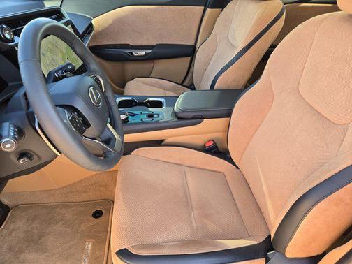 2024 Lexus RZ 450e Luxury