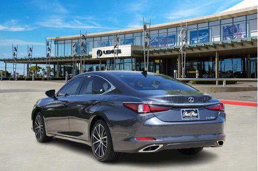 2025 Lexus ES 350 Base