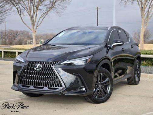 2026 Lexus NX 450h+ Luxury