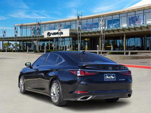 2022 Lexus ES 350 Ultra Luxury