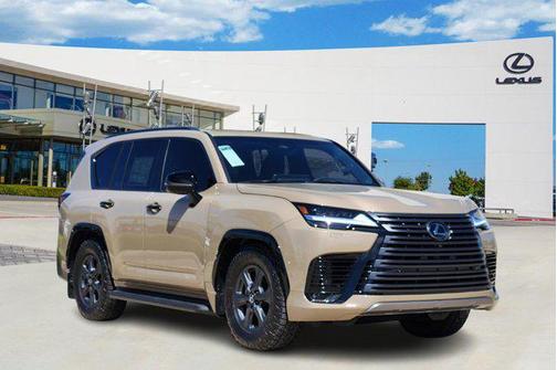 2025 Lexus LX 700h Overtrail