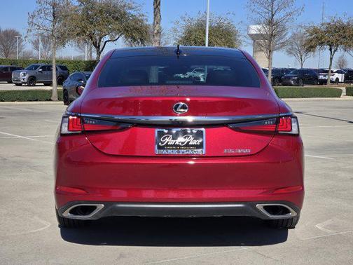 2025 Lexus ES 350 Premium