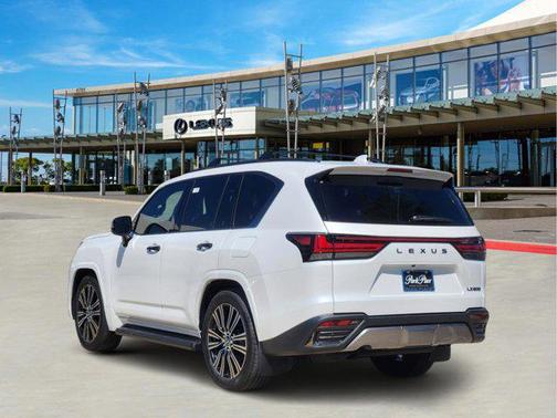 2025 Lexus LX 600 Luxury