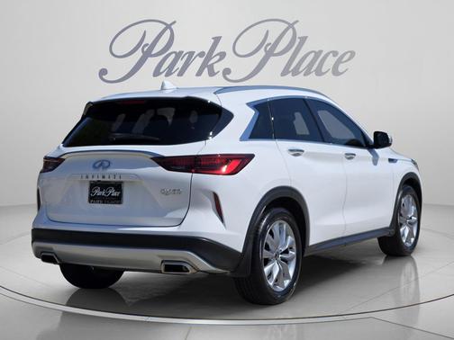 Lunar White 2022 INFINITI QX50 LUXE