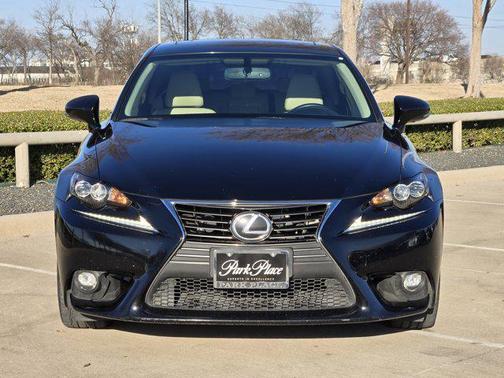 2016 Lexus IS 300 Base